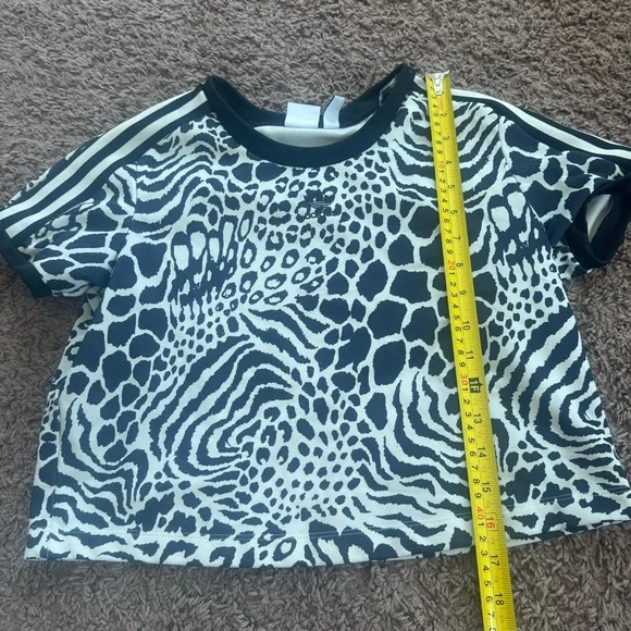 Adidas Originals Animal Print Crop Top Tee Short Sleeve Size S Small - Picture 7 of 8